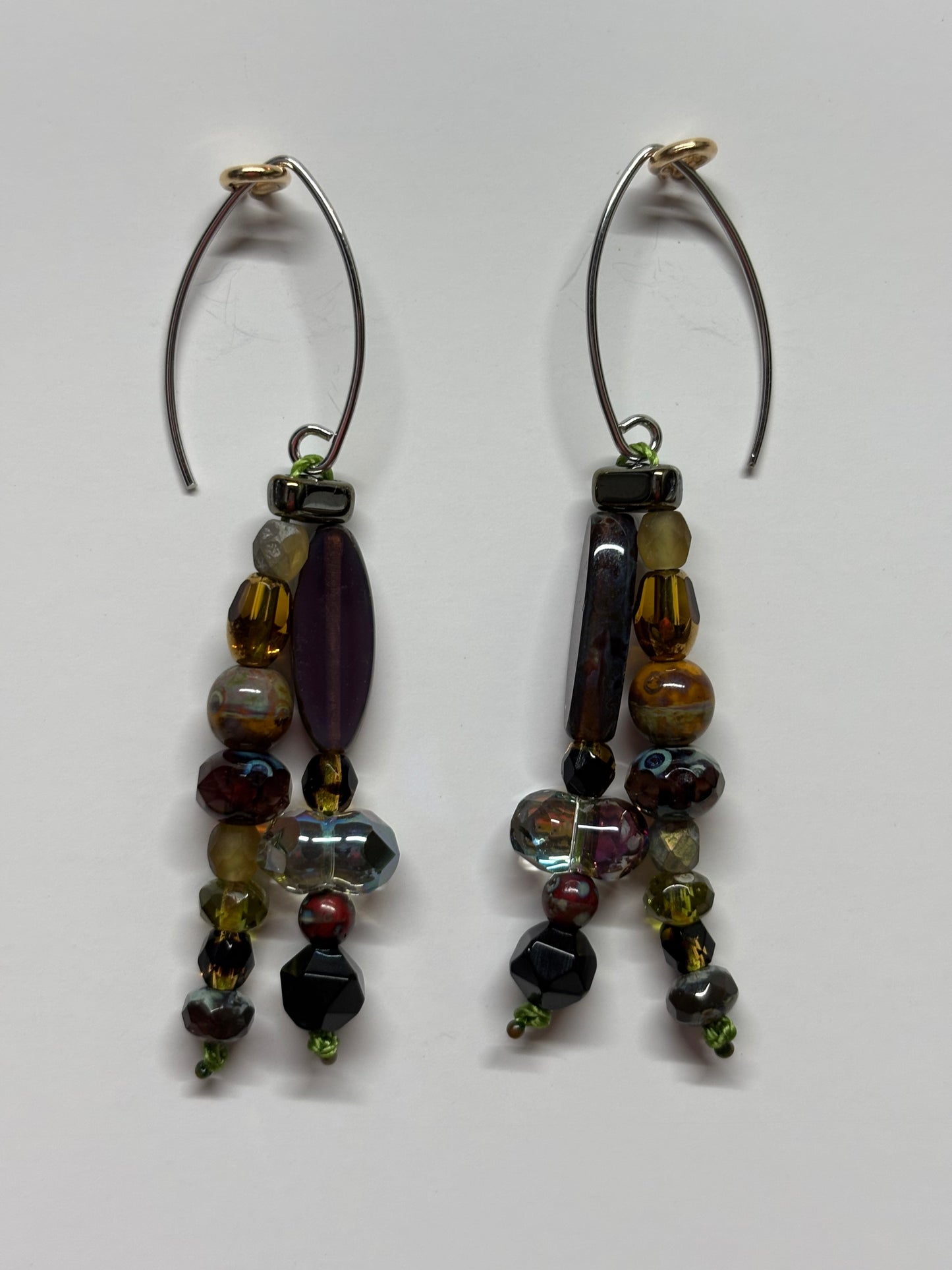 Glass and semiprecious stones bead earrings