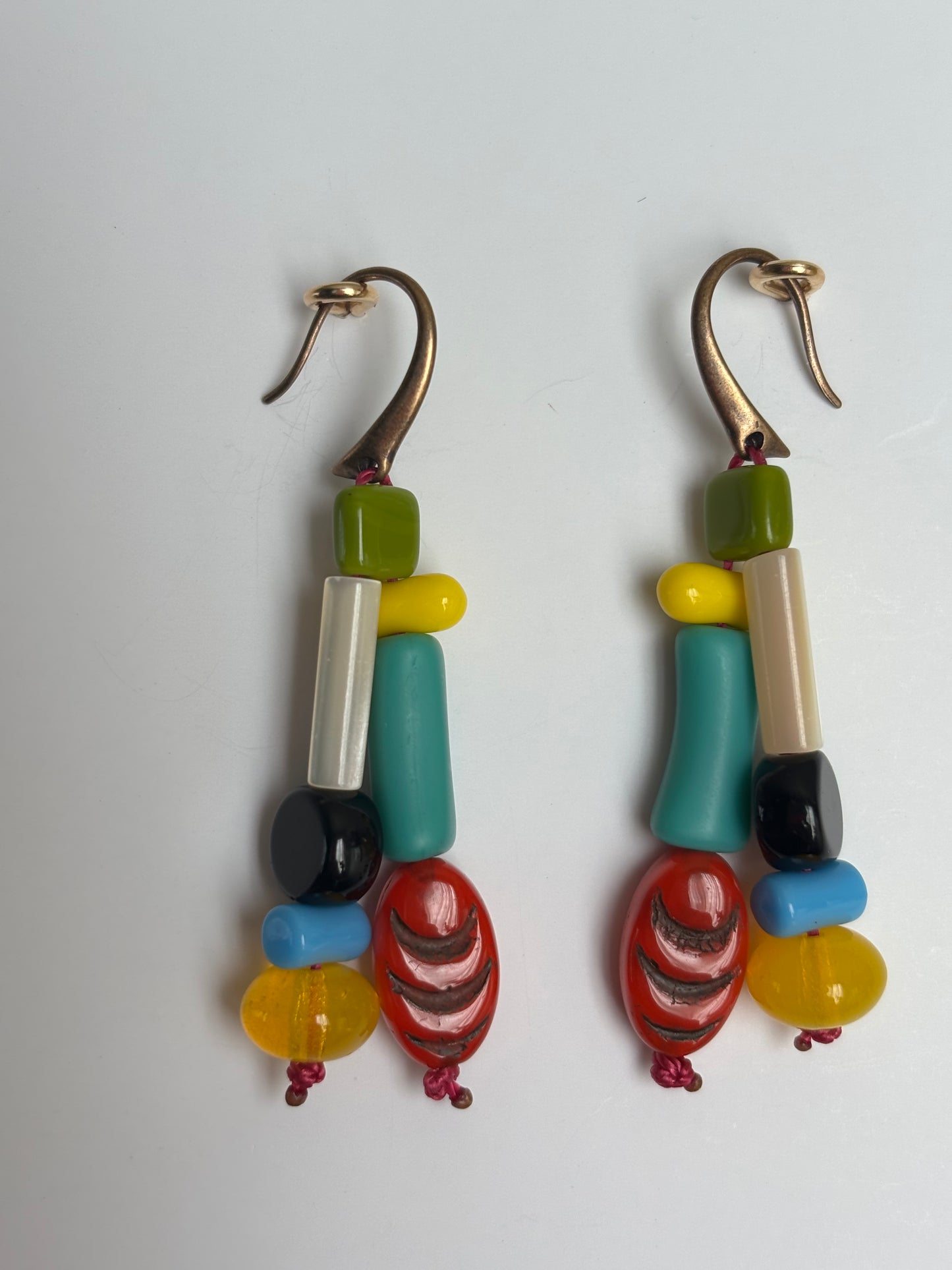 Glass and semiprecious stones bead earrings