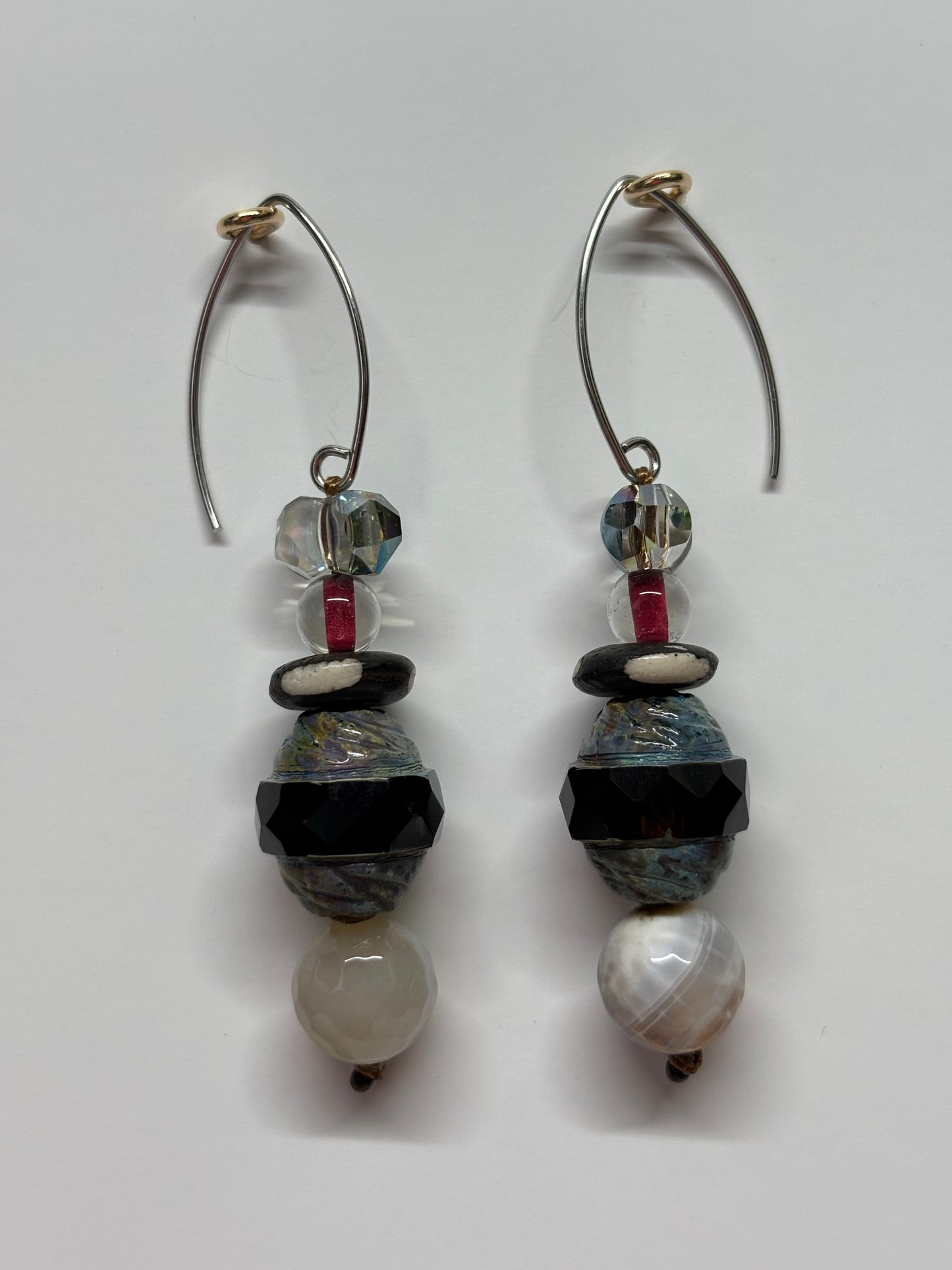Glass and semiprecious stones bead earrings